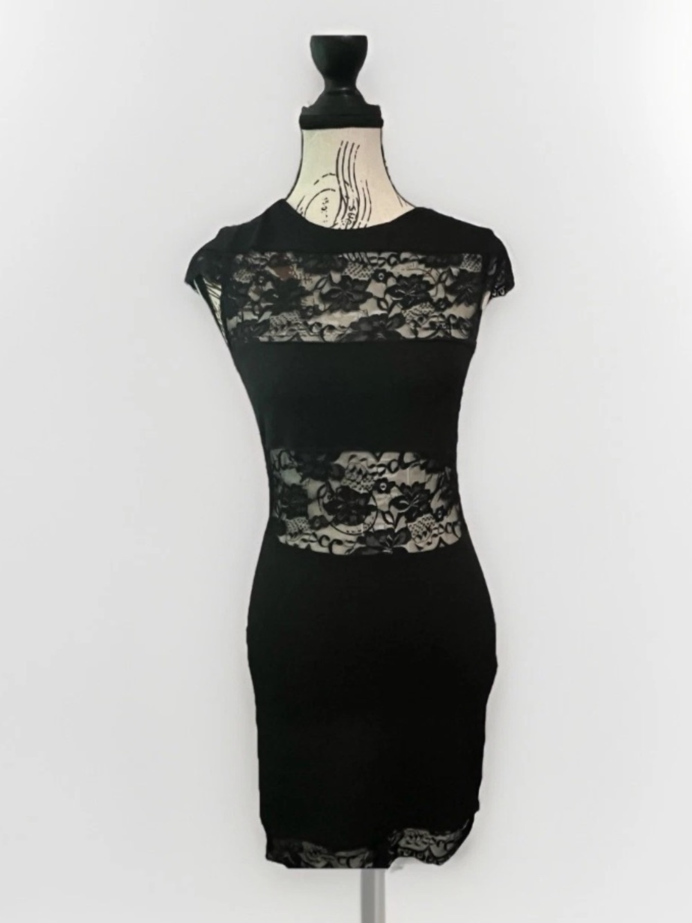 Nordstrom Topshop Women’s Size 4 Black Cut Out Lace Body-Con Little Black Dress.